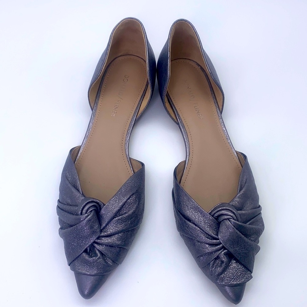 Donald Pliner - Dorsey Silver Leather Pointed Toe Flats Size 8.5